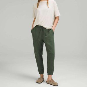 GUC Lululemon Loungeful High-Rise Cropped Jogger Smoked Spruce Size 2